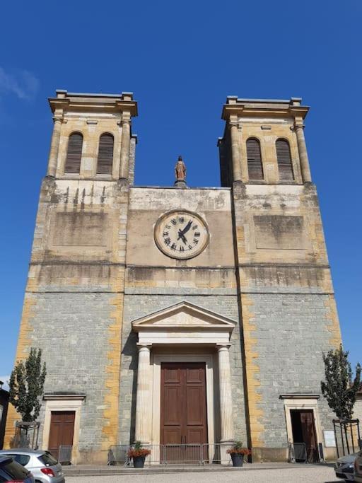 Saint-Bonnet-le-Troncy Joli Gite Rural Dans Un Havre De Paix מראה חיצוני תמונה