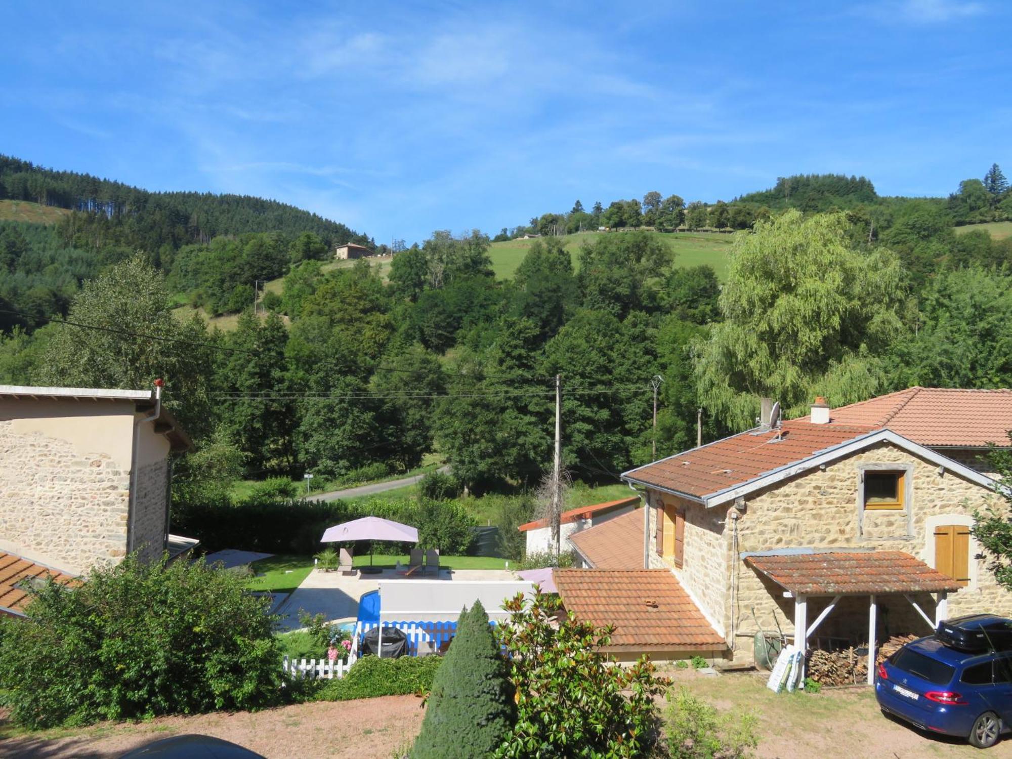Saint-Bonnet-le-Troncy Joli Gite Rural Dans Un Havre De Paix מראה חיצוני תמונה